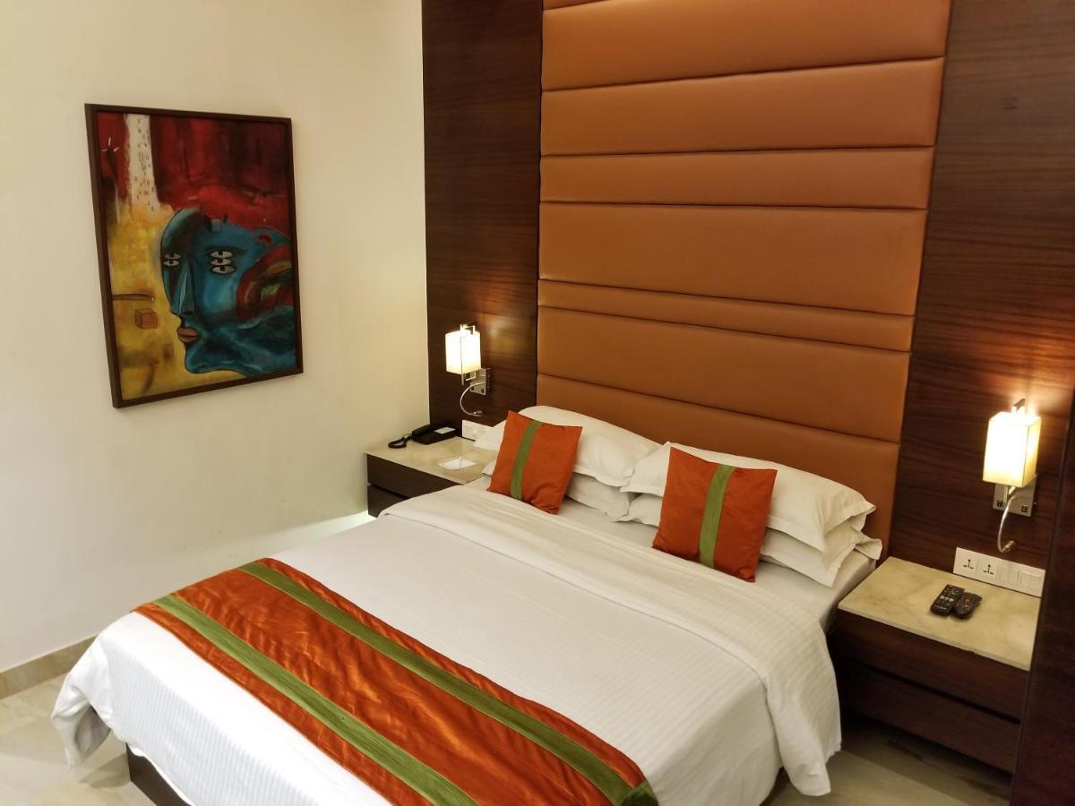 The Samilton Hotel Kolkata Ngoại thất bức ảnh