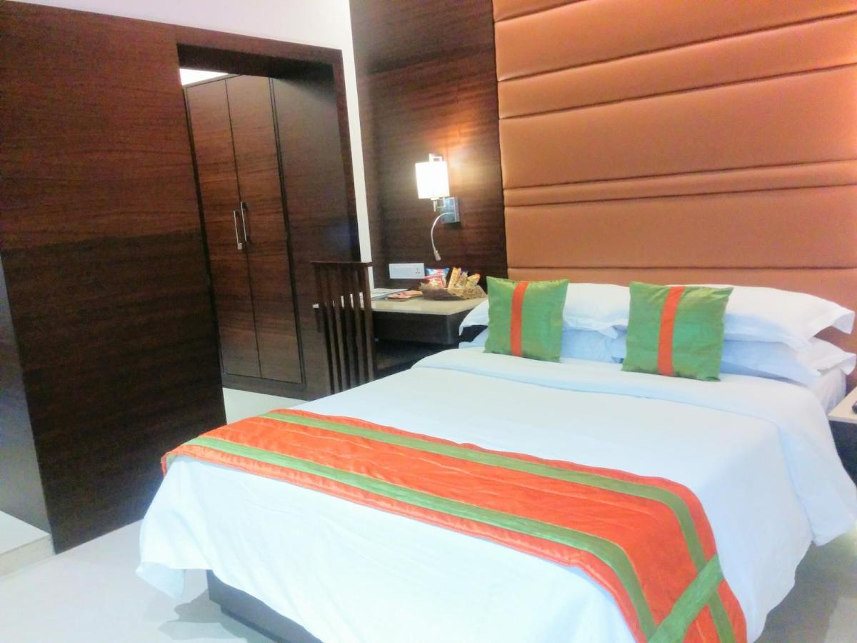 The Samilton Hotel Kolkata Ngoại thất bức ảnh